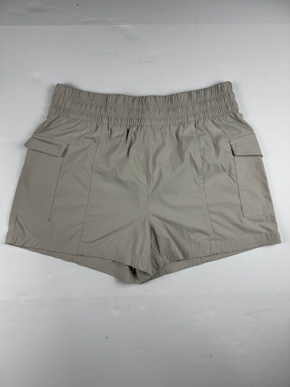 Yogalicious Taupe Elastic-Waist Cargo Shorts nice and stretchy
